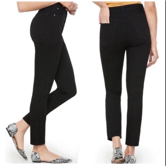 We wore what THE DANIELLE BLACK HIGH RISE VINTAGE STRAIGHT LEG JEANS SIZE 23 - Picture 3 of 11